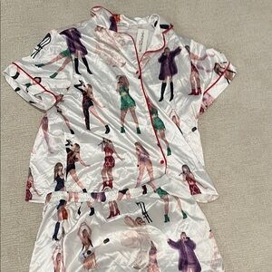 Stylish Pajamas with taylor swift Print